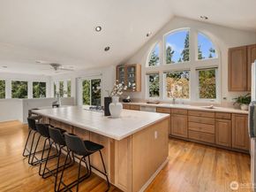 1665 204th Avenue NE, Sammamish WA 98074