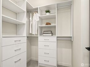 411 99th Avenue NE, Bellevue WA 98004