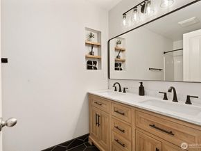 21927 44th Drive SE, Bothell WA 98021