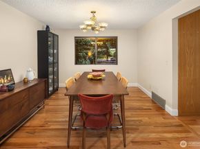 1711 NE 104th Street, Seattle WA 98125