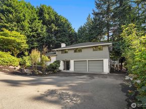 1711 NE 104th Street, Seattle WA 98125