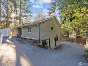 7337 151st Avenue NE, Redmond WA 98052