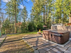 7337 151st Avenue NE, Redmond WA 98052