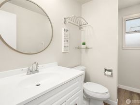 321 6th Avenue S, Kirkland WA 98033