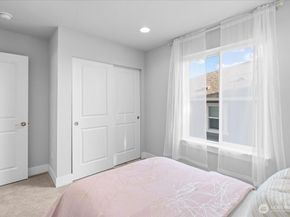 13015 135th Place NE, Kirkland WA 98034