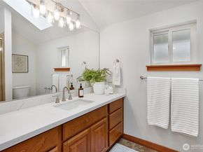 1118 NW 56th Street A, Seattle WA 98107