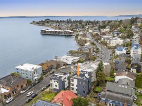 4018 Beach Drive SW, Seattle WA 98116
