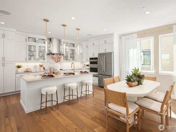 10810 (HS 52) 120TH Lane NE B, Kirkland WA 98033