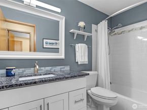 200 James Street 307, Edmonds WA 98020