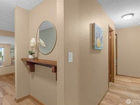 200 James Street 307, Edmonds WA 98020