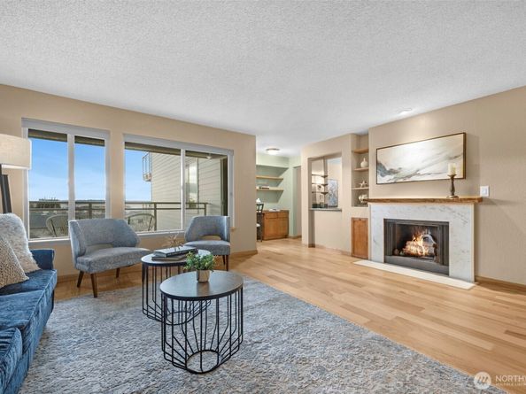 200 James Street 307, Edmonds WA 98020