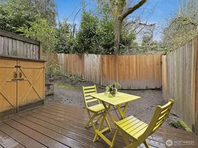 301 W Raye Street 201, Seattle WA 98119