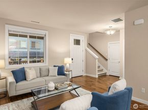 365 NE Denny Way, Issaquah WA 98029
