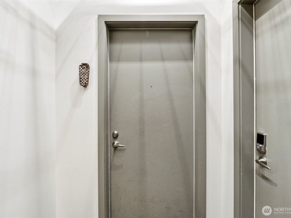 1408 12th Avenue 201, Seattle WA 98122