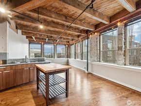 1408 12th Avenue 201, Seattle WA 98122