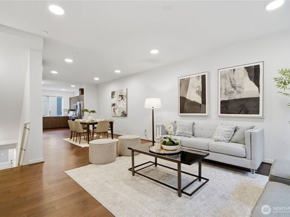 1438 159th Place NE, Bellevue WA 98008