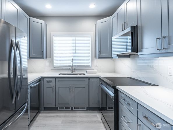 441 NE Alder Street 1, Issaquah WA 98027