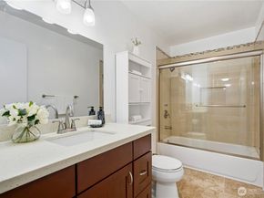 12840 SE 40th Court B2, Bellevue WA 98006