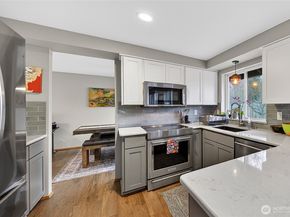 17427 Spruce Way, Lynnwood WA 98037