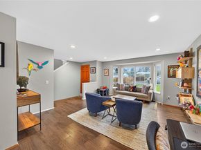 17427 Spruce Way, Lynnwood WA 98037