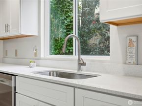 4404 Terrace Drive 8, Everett WA 98203