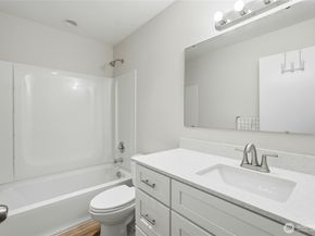 4404 Terrace Drive 8, Everett WA 98203