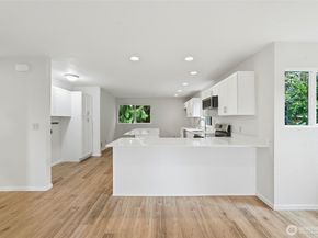 4404 Terrace Drive 8, Everett WA 98203