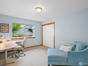 8835 NE 148th Place, Kenmore WA 98028