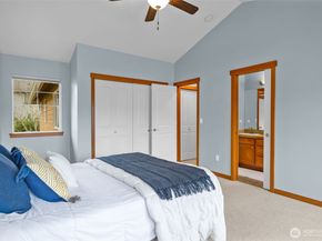 8835 NE 148th Place, Kenmore WA 98028