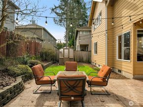 8835 NE 148th Place, Kenmore WA 98028