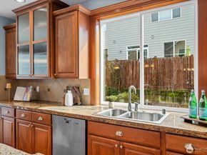 8835 NE 148th Place, Kenmore WA 98028
