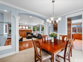 8835 NE 148th Place, Kenmore WA 98028