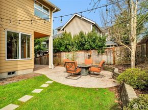 8835 NE 148th Place, Kenmore WA 98028