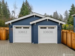 10612 NE 54th Lane, Kirkland WA 98033