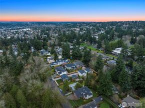 10612 NE 54th Lane, Kirkland WA 98033