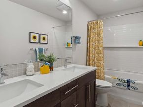 3823 194th Lane SE, Bothell WA 98012