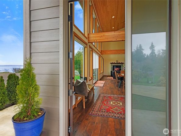 7618 NE Zachariasen Court, Hansville WA 98340