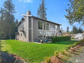 7618 NE Zachariasen Court, Hansville WA 98340