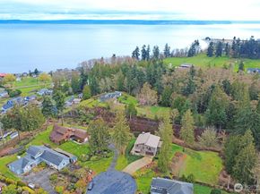 7618 NE Zachariasen Court, Hansville WA 98340