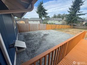 14616 Ash Way, Lynnwood WA 98087