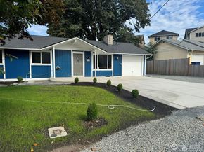 14616 Ash Way, Lynnwood WA 98087