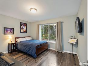 10278 NE Shore Drive, Indianola WA 98342