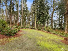 10278 NE Shore Drive, Indianola WA 98342
