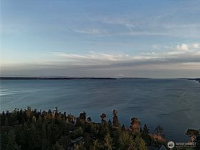 10278 NE Shore Drive, Indianola WA 98342