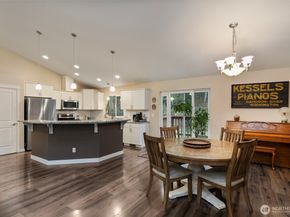 10278 NE Shore Drive, Indianola WA 98342