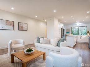 19727 27th Place W 1, Lynnwood WA 98036