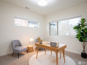 19727 27th Place W 1, Lynnwood WA 98036