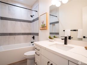 19727 27th Place W 1, Lynnwood WA 98036