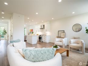 19727 27th Place W 1, Lynnwood WA 98036