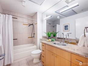 17 W Mercer Street 104, Seattle WA 98119